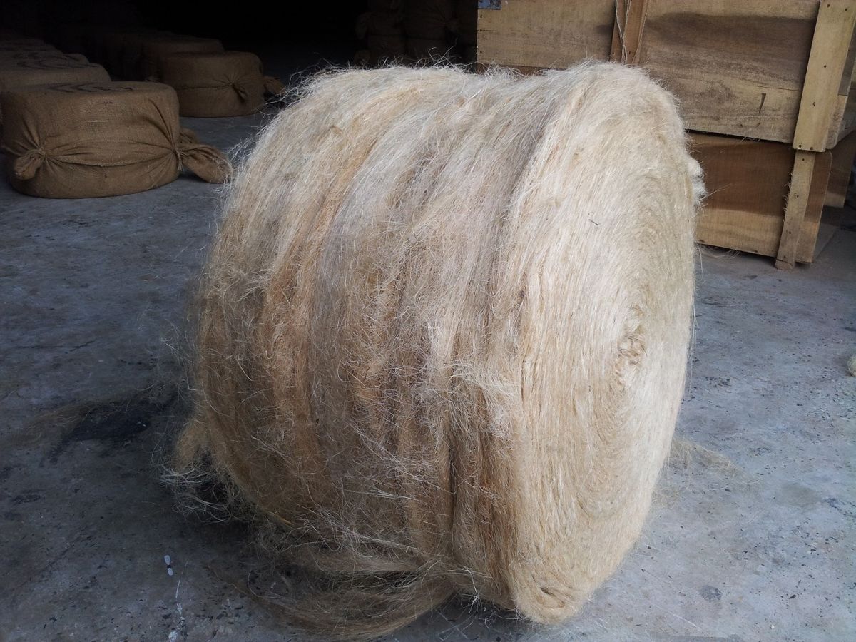 Close-up of a natural jute sliver roll
